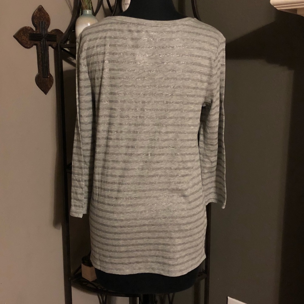 Gap Long Sleeve Tee - Picture 4 of 8